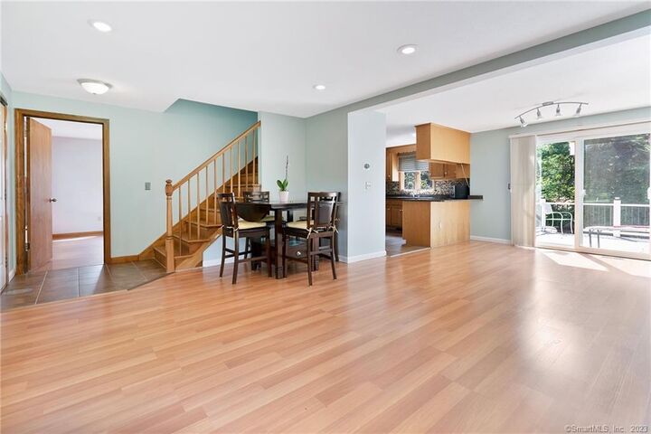 Property Photo:  25 Walcott Green 25  CT 06074 