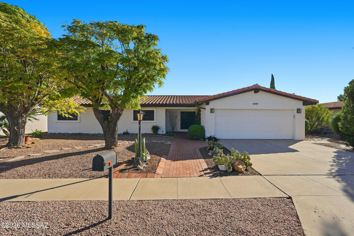 Property Photo: 155 E Paseo De Golf AZ 85614