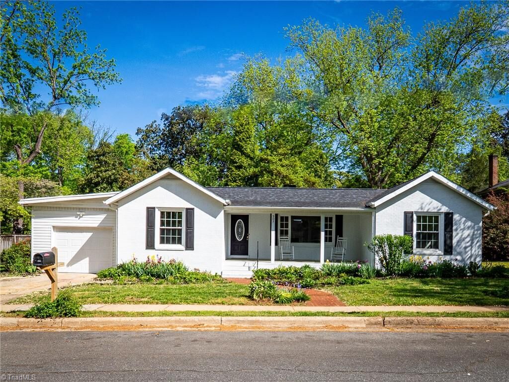 Property Photo: 507 Dumaine Street NC 27288