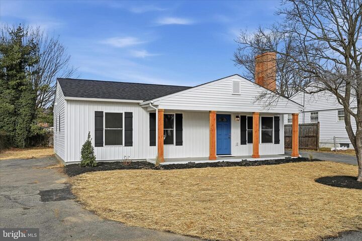 Property Photo:  217 Myrtle Avenue  VA 22601 