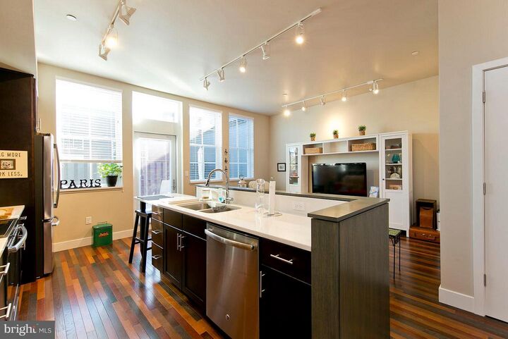 Property Photo: 122 N Loudoun Street 202 VA 22601