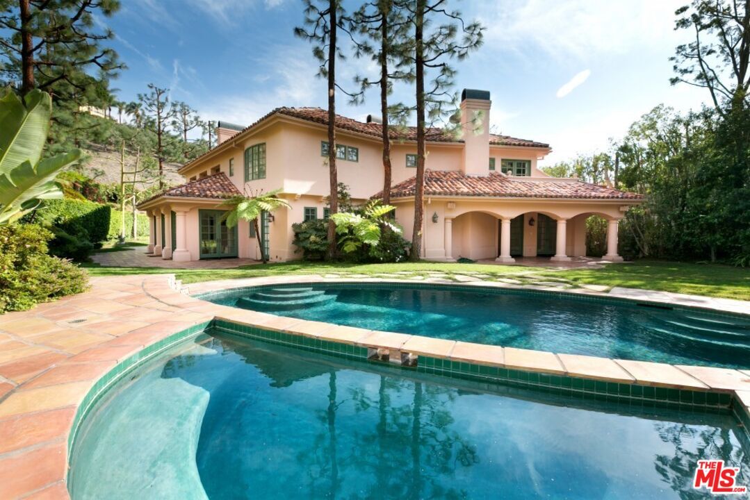 Property Photo: 1450 Cuesta Linda CA 90272