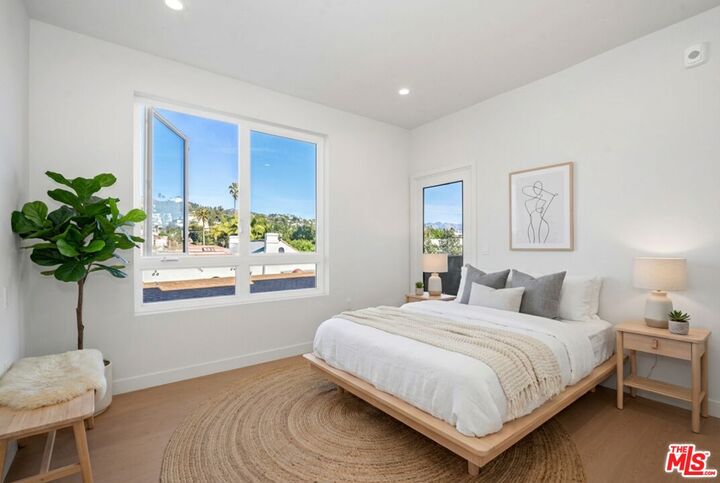 Property Photo: 1717 Winona Blvd CA 90027