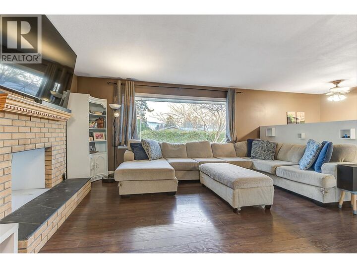Property Photo: 964 Tronson Drive BC V1Y 4E1