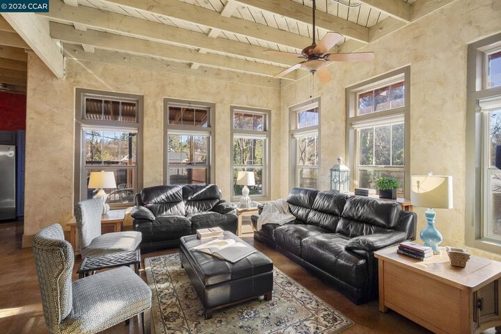 Property Photo:  272 Jones St  CA 95247 