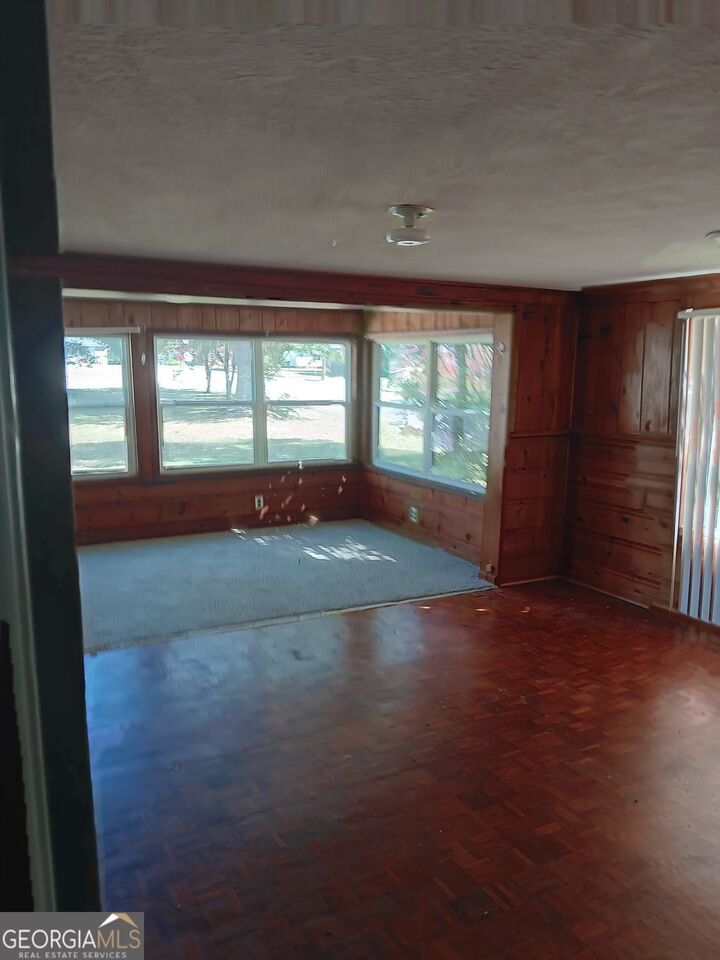 Property Photo:  406 Brookwood Drive  GA 30286 