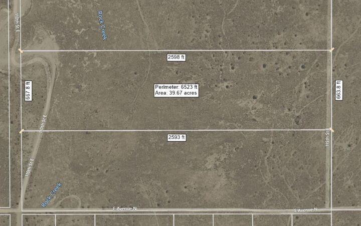 Property Photo:  11000 E Vic Avenue M12  CA 93591 