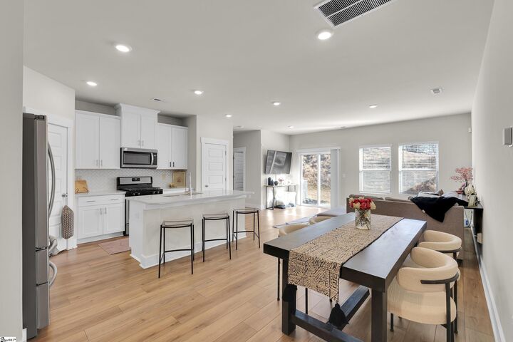 Property Photo:  26 Centimeters Drive  SC 29662 