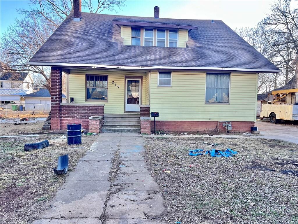 Property Photo: 217 W 1st Street KS 67335