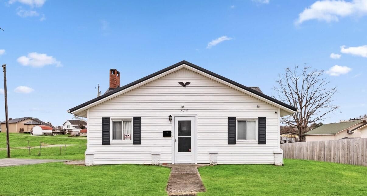 Property Photo:  714 Coolidge Street  KY 40741 