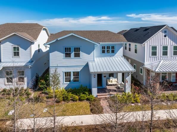 Property Photo:  10142 Fiddley Alley  FL 32827 