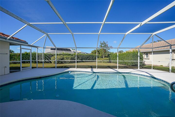Property Photo: 1325 Covey Court FL 34293