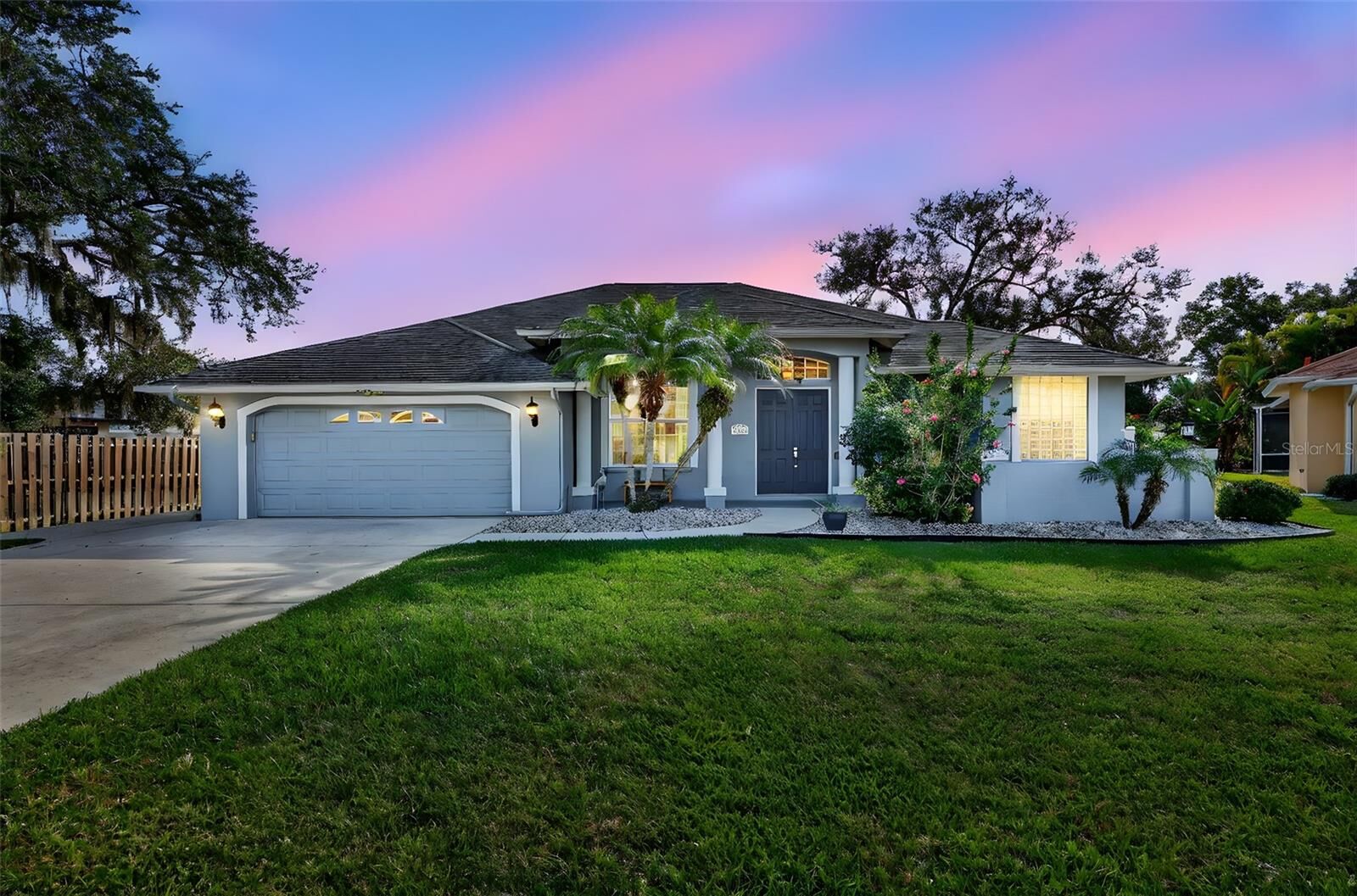 Property Photo: 5722 Fern Oak Court FL 34232