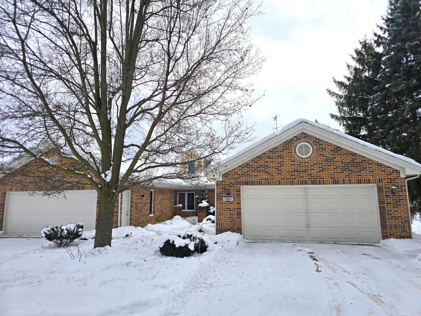 Property Photo: 2868 Grand Isle Drive NE MI 49306