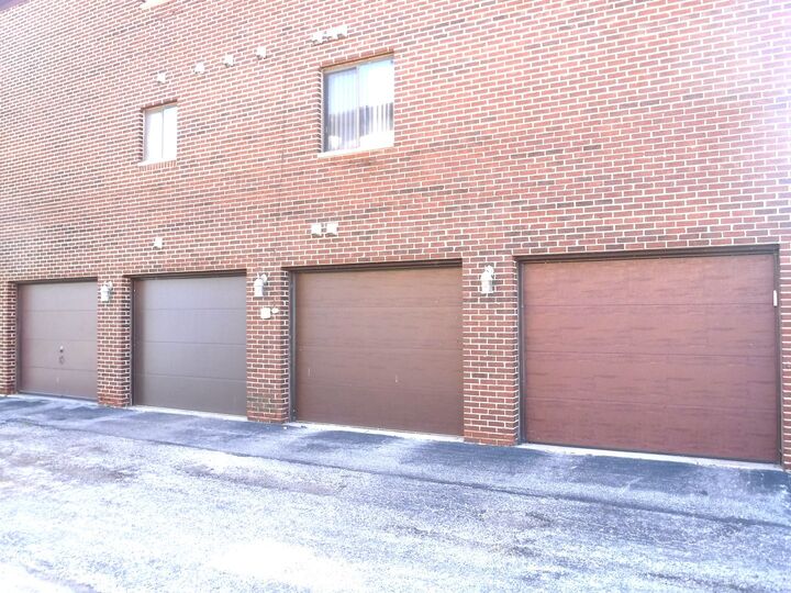 Property Photo: 19561 Lake Shore Drive 1-S IL 60411