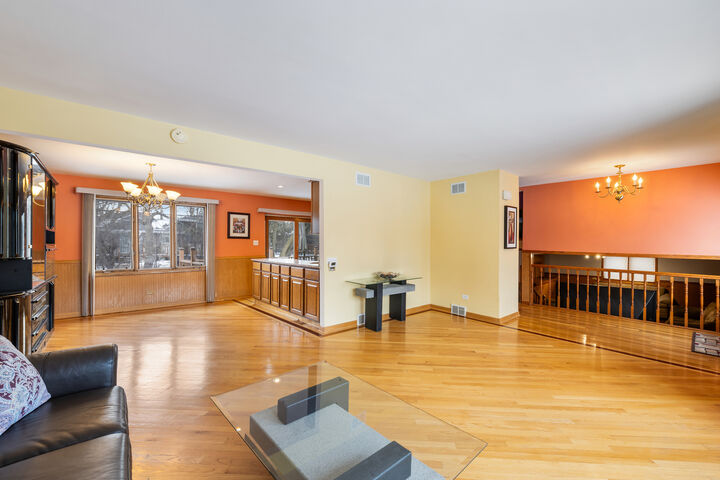 Property Photo:  10033 S 87th Avenue  IL 60465 