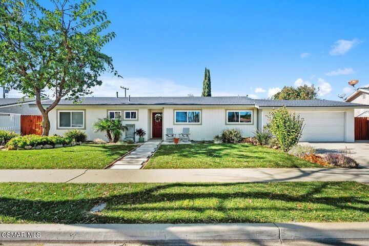 Property Photo:  1135 Donner Avenue  CA 93065 
