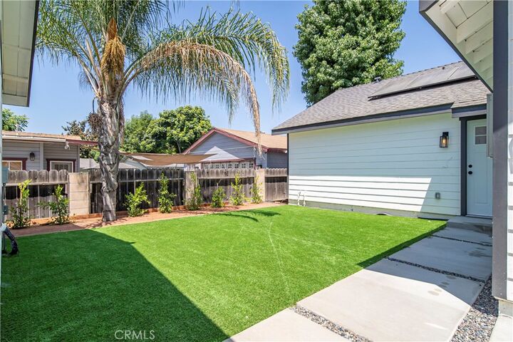 Property Photo:  12423 Howard St  CA 90601 