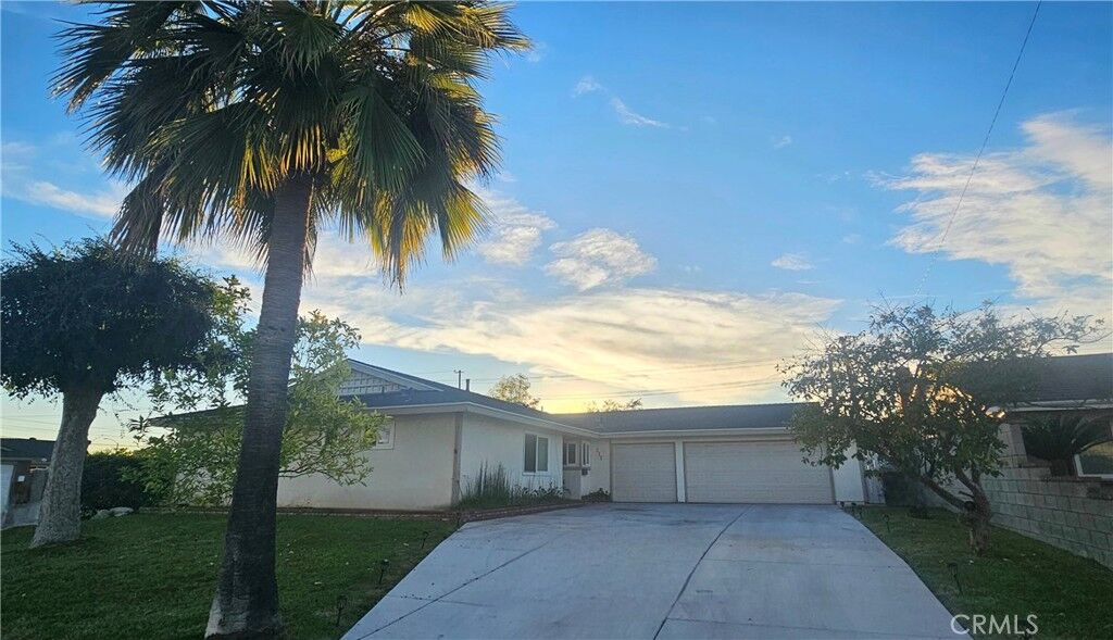 Property Photo:  211 Aborla  CA 91789 