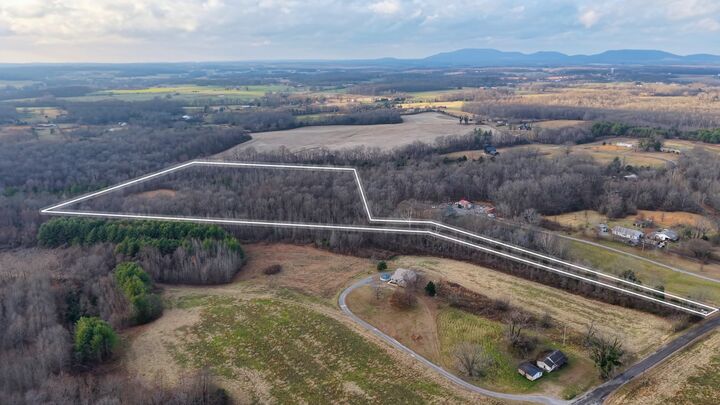 Property Photo:  0 Knight Rd  TN 37110 