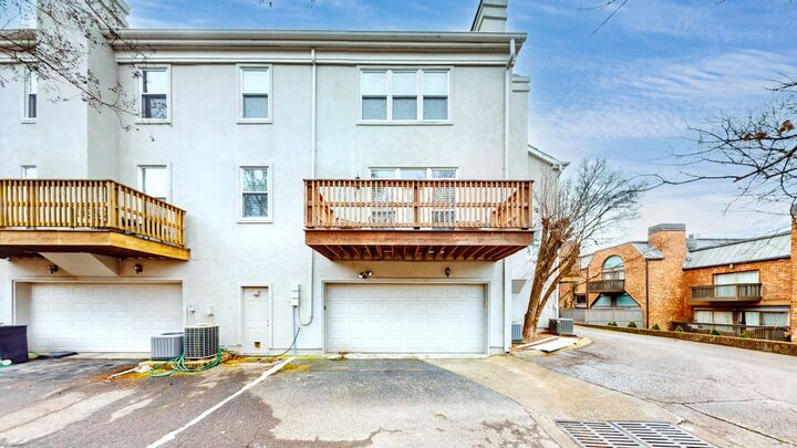 Property Photo:  3423 Golf Club Ln  TN 37215 