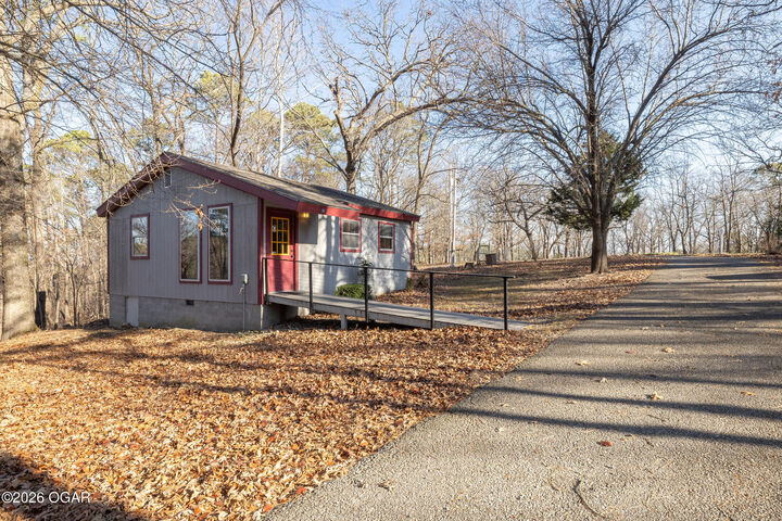 Property Photo:  56 Thompson Lane  MO 64854 