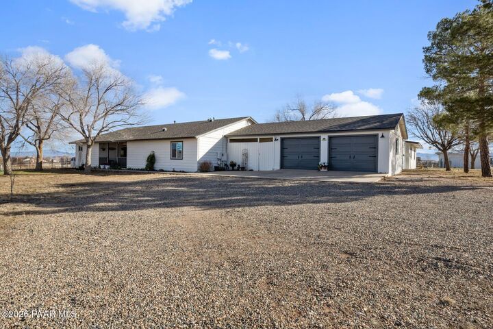 Property Photo:  283 N Reed Road  AZ 86323 