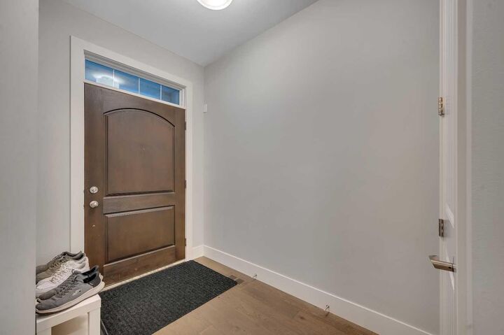 Property Photo:  1708 23 Avenue NW  AB T2M 1V5 