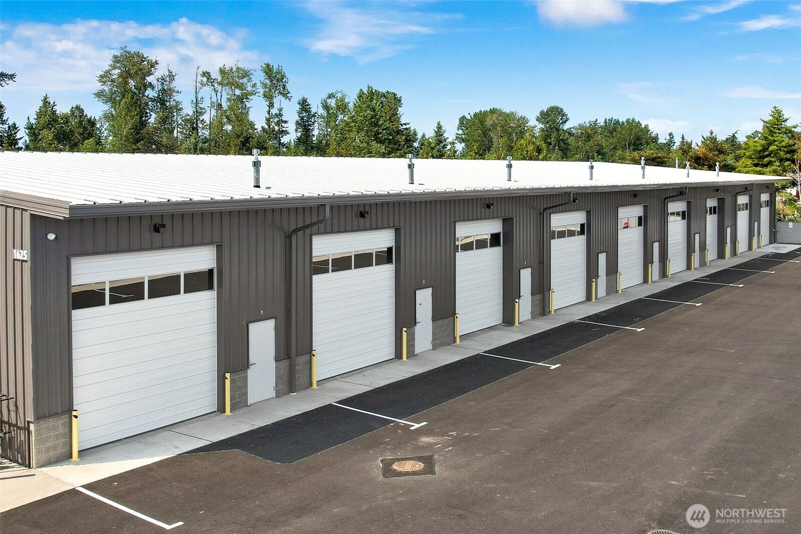 Property Photo:  1631  Jills Court 16  WA 98226 