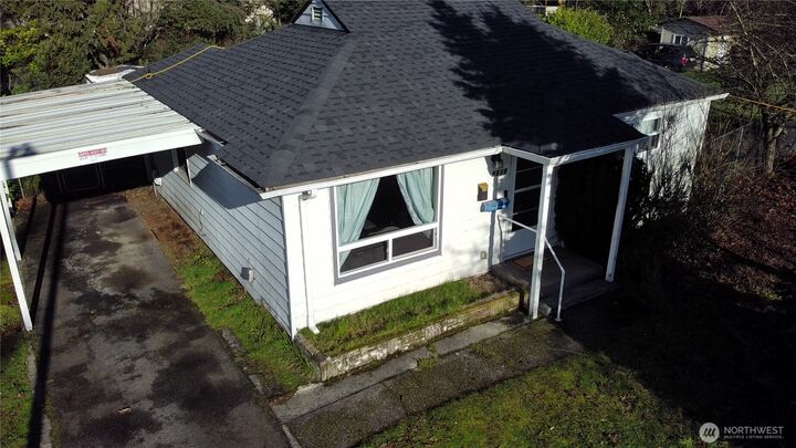 Property Photo:  8510  33rd Avenue S  WA 98499 