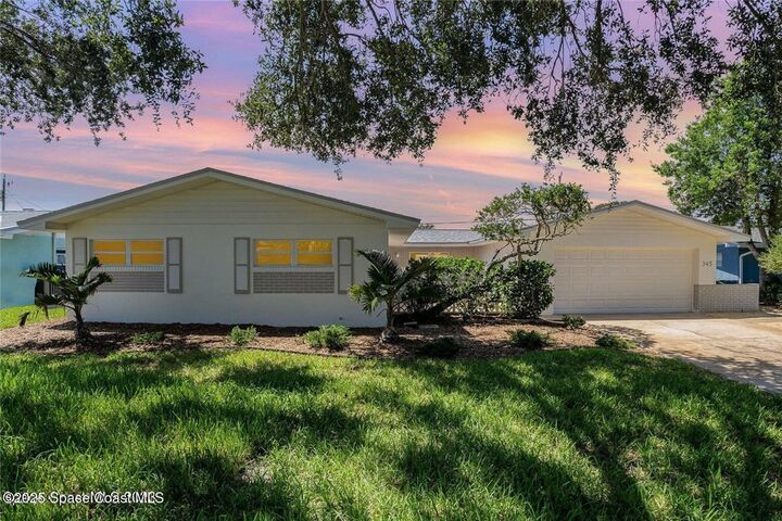 Property Photo: 345 Park Avenue FL 32937