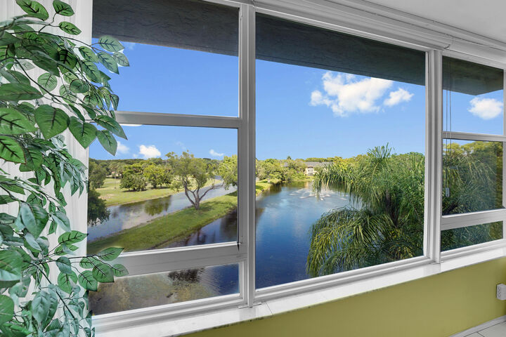 Property Photo:  4145 Cypress Reach Court 505  FL 33069 