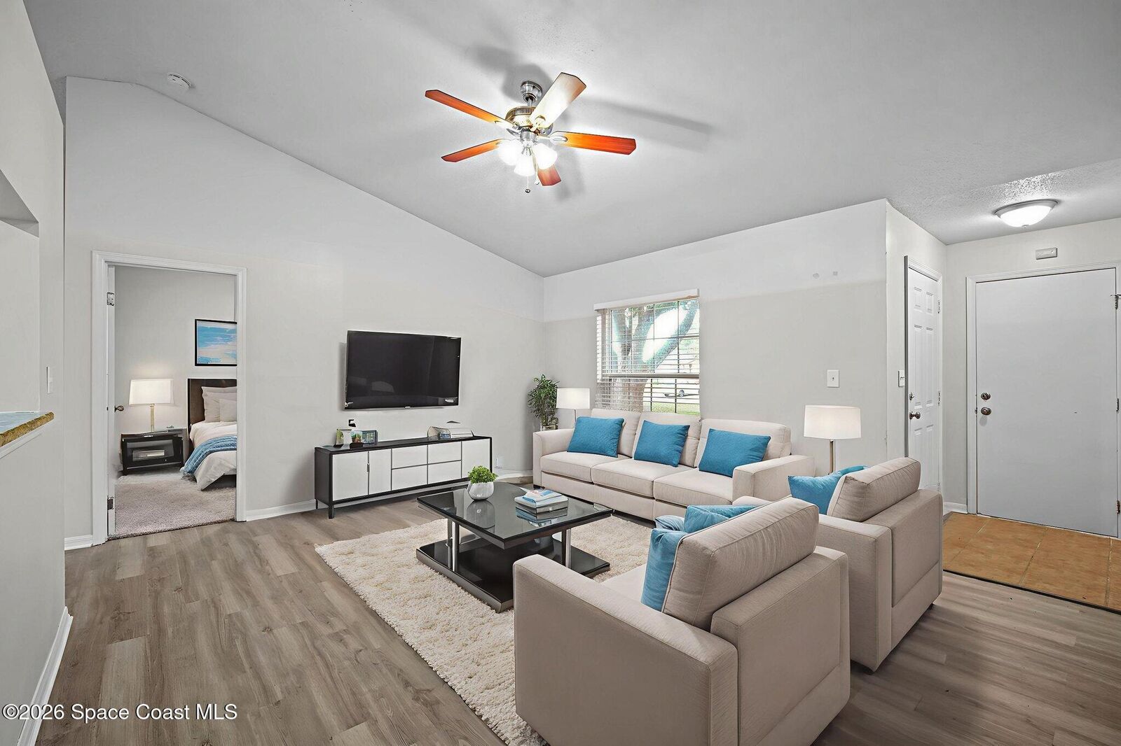 Property Photo: 1685 Yorktown Avenue FL 32796