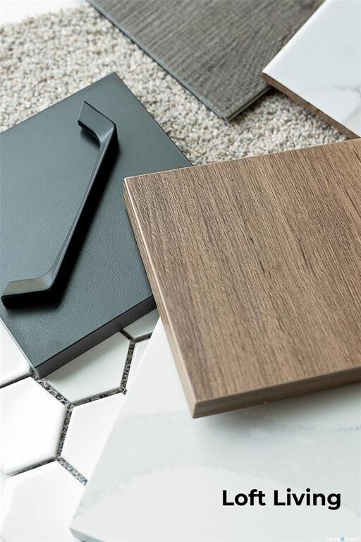 Property Photo:  3012 Dumont Way  SK S4V 3B3 