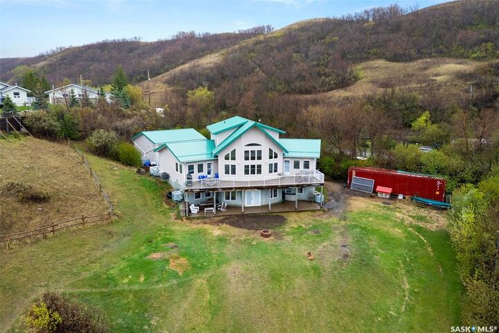 Property Photo:  966 Tatanka Drive  SK S6H 4N7 