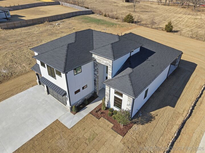 Property Photo:  6711 E 153rd Street S  OK 74008 