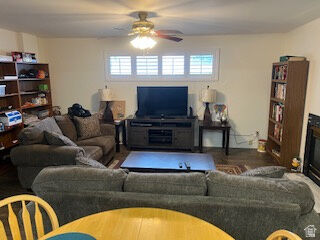 Property Photo:  954 E 7725 S  UT 84047 