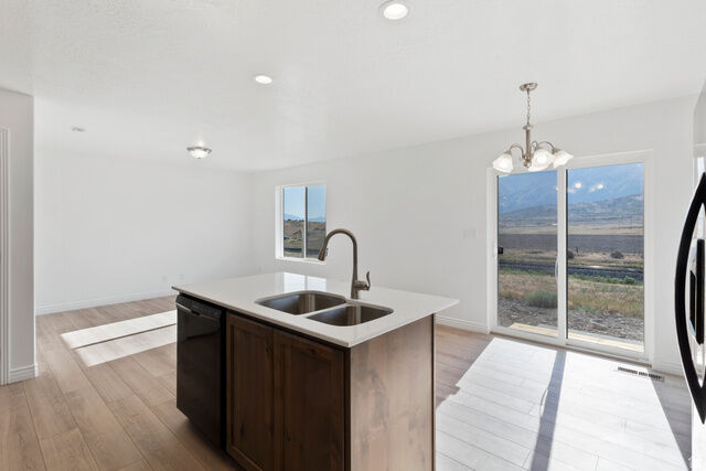 Property Photo:  3864 S Woodland Ave 304  UT 84664 