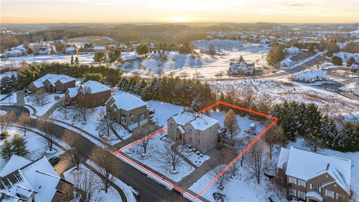 Property Photo: 2017 Condor Ln PA 15044