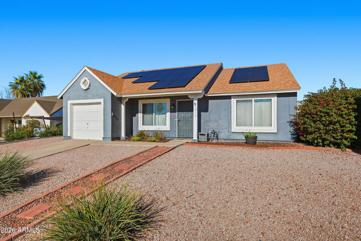 Property Photo:  1314 E Utopia Road  AZ 85024 