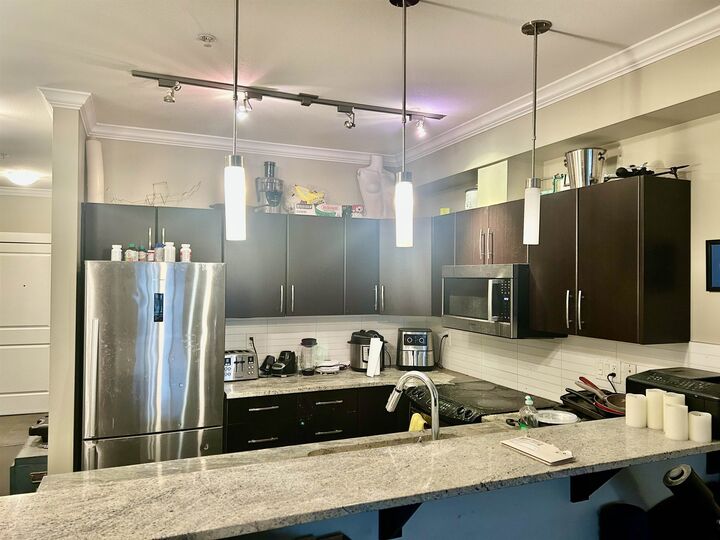 Property Photo: 2632 Pauline Street 314 BC V2S 0C9