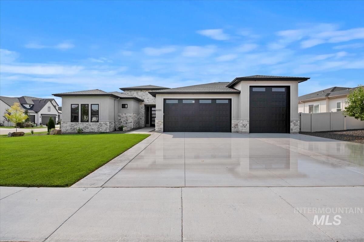 Property Photo: 6101 W Estuary St ID 83616