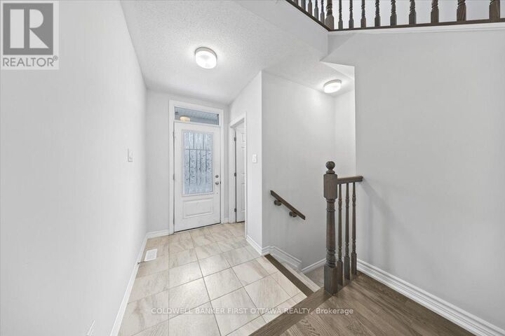 Property Photo:  509 Flagstaff Drive  ON K2J 6W1 