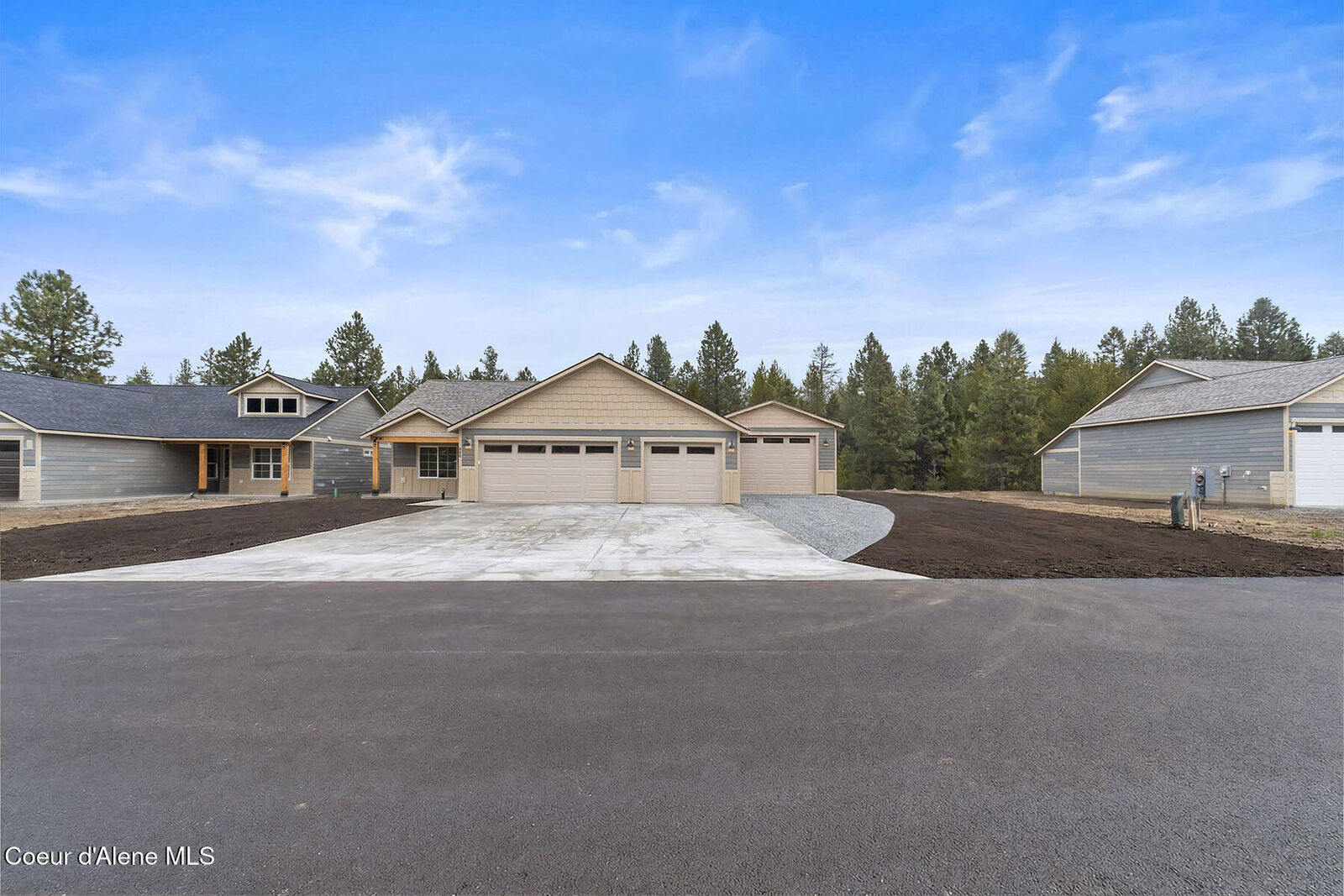 Property Photo: 880 E Valley St S ID 83822