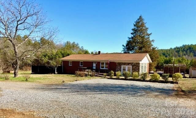 Property Photo:  5376 Rhoney Road  NC 28612 
