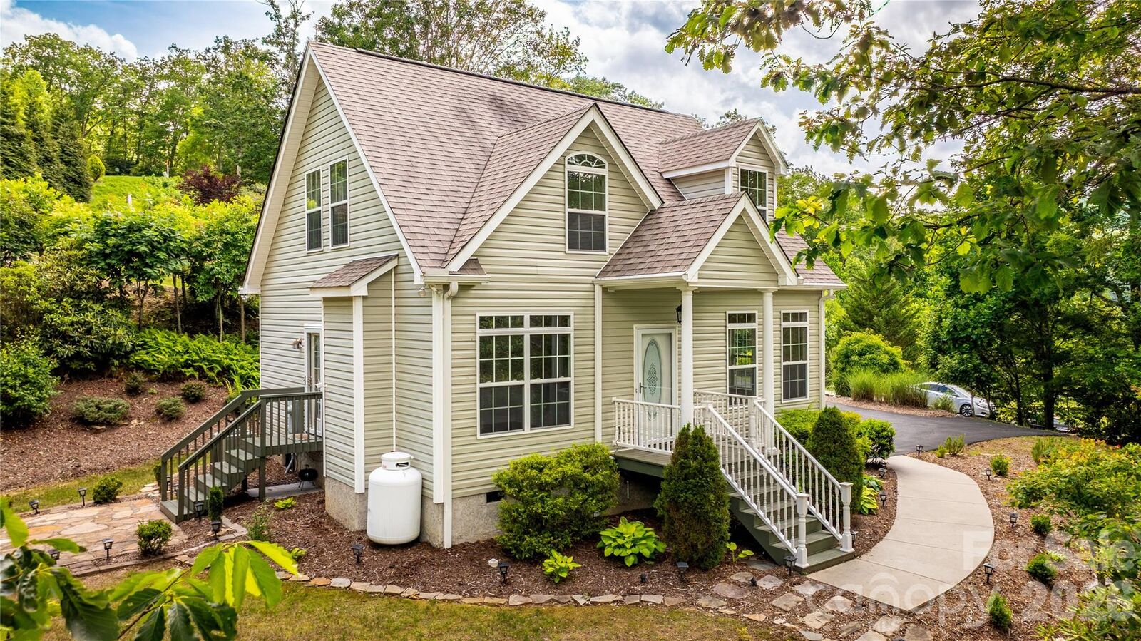 Property Photo:  387 Goodview Drive  NC 28792 