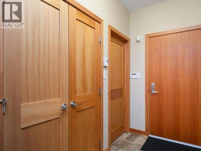 Property Photo: 103-32 Waterfront Place YT Y1A 6V1