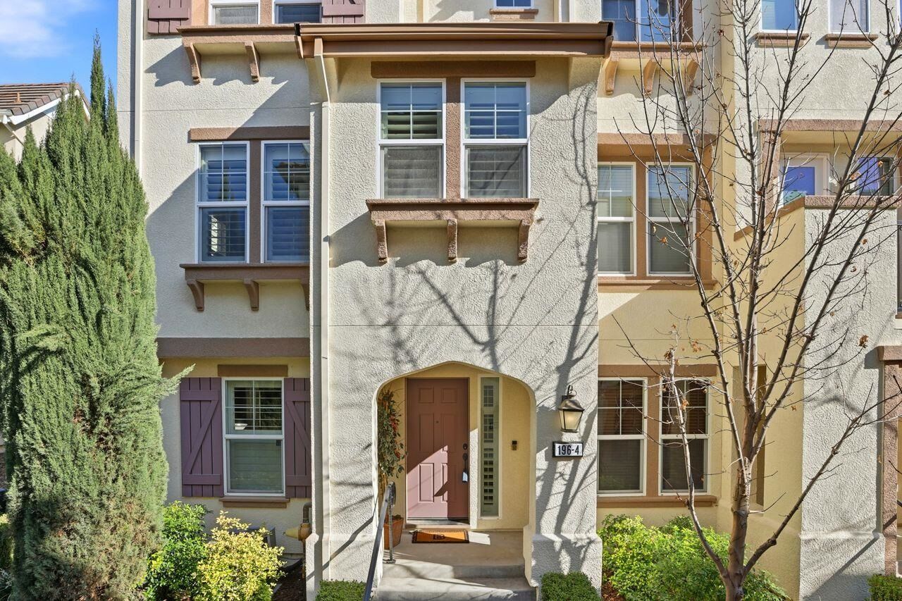 Property Photo:  196 Heligan Ln 4  CA 94551 