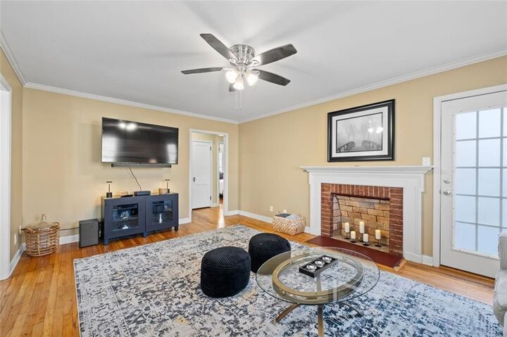 Property Photo:  238 Crescent Circle SW  GA 30064 