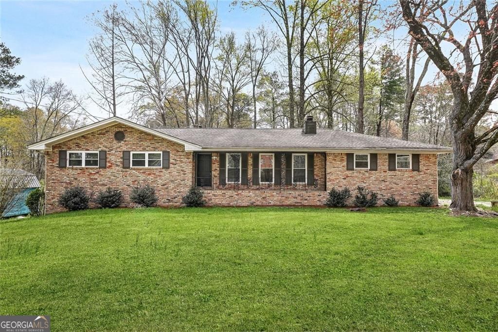 Property Photo:  6428 Melrose Drive  GA 30134 